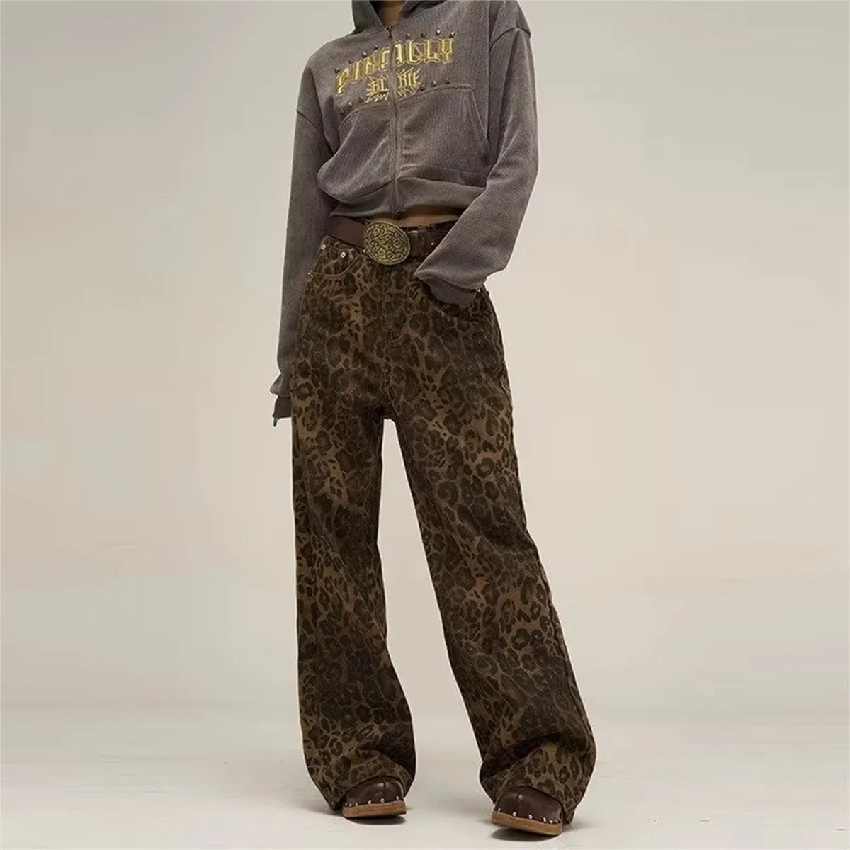 VivaLeo Pants