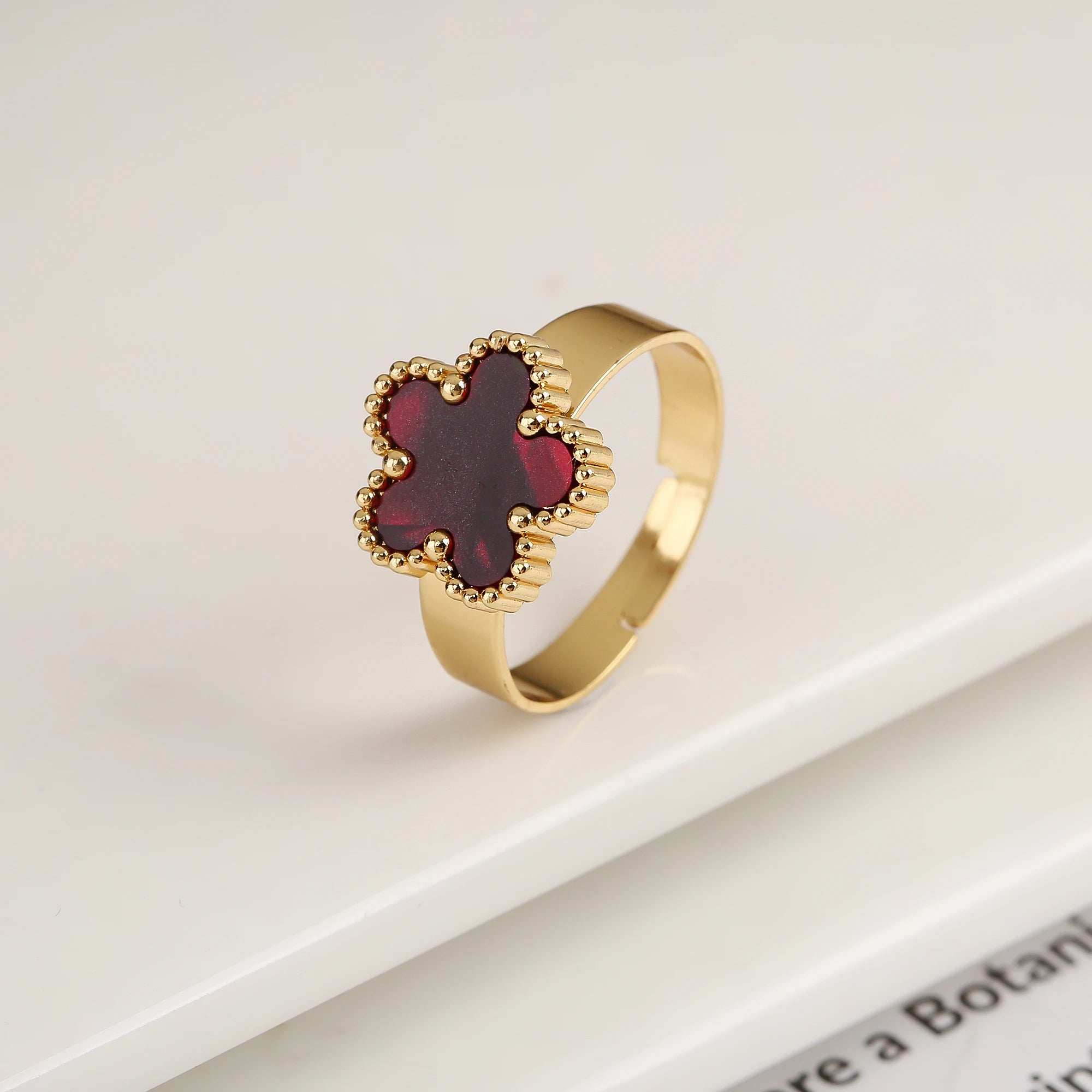 Lucky Leaf Ring