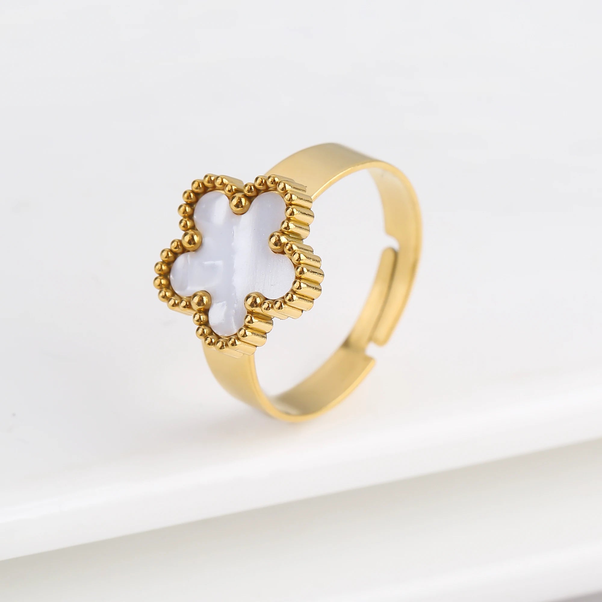 Lucky Leaf Ring