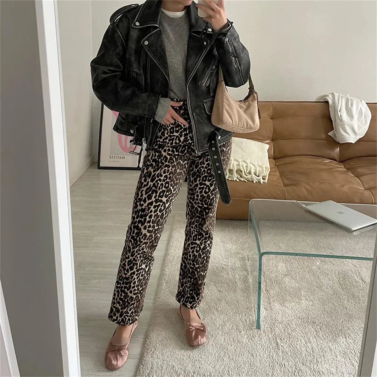 VivaLeo Pants