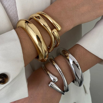 Vintage Pulse Metal Bangle